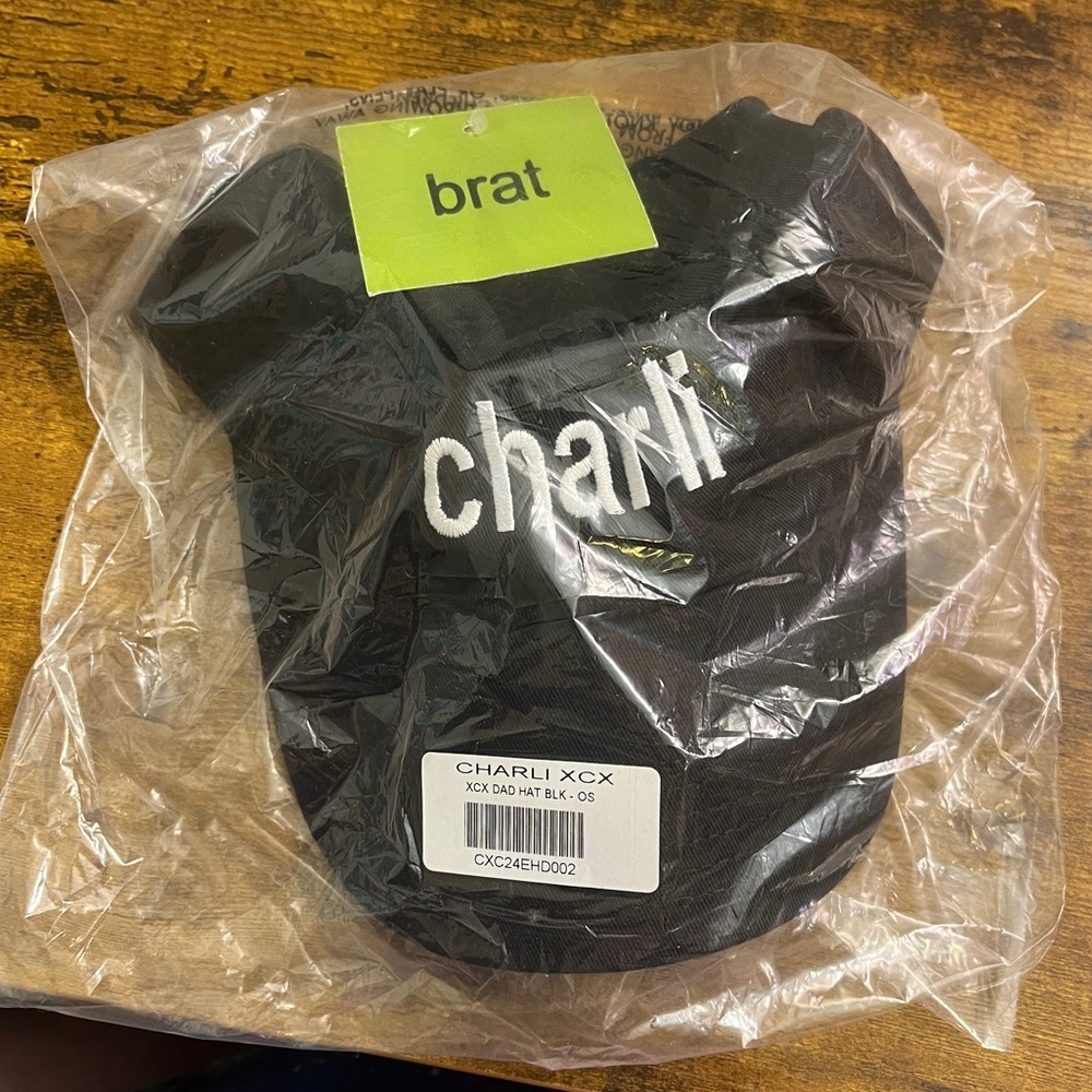 NIP Charli xcx charli Brat Hat SEALED SOLD OUT Exclusive